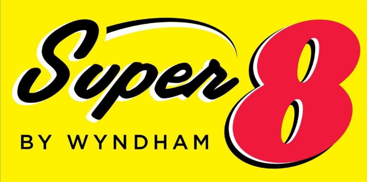 Super 8 By Wyndham Phoenix West Екстериор снимка